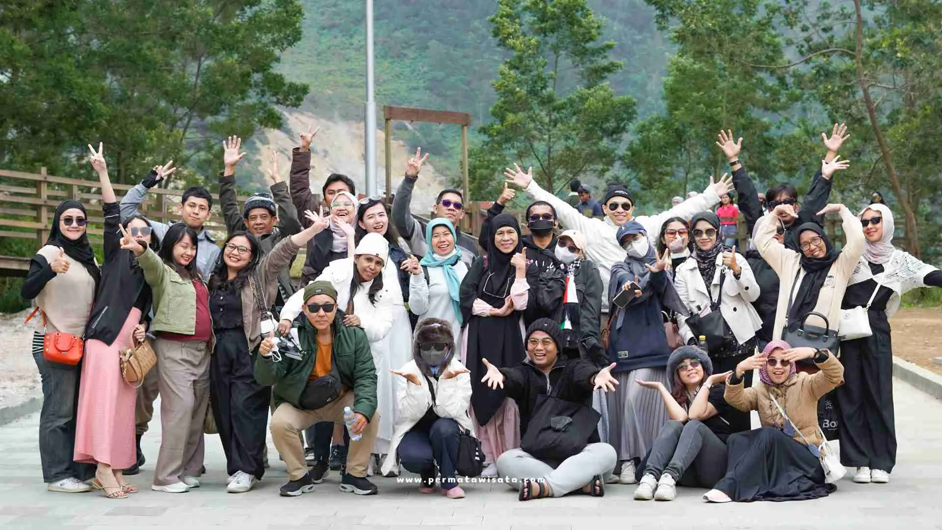 Explore Dieng